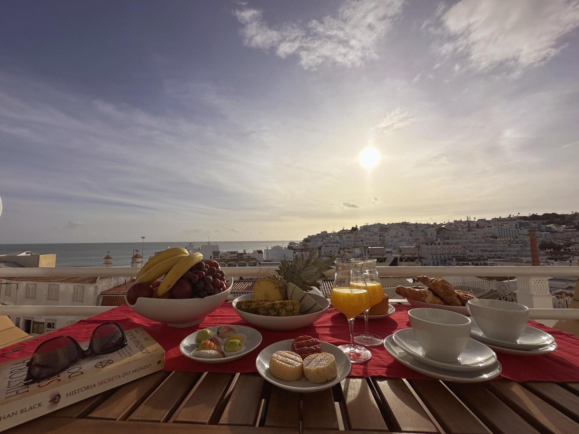 Apartment Deluxe Flat Sea View By Holidays *