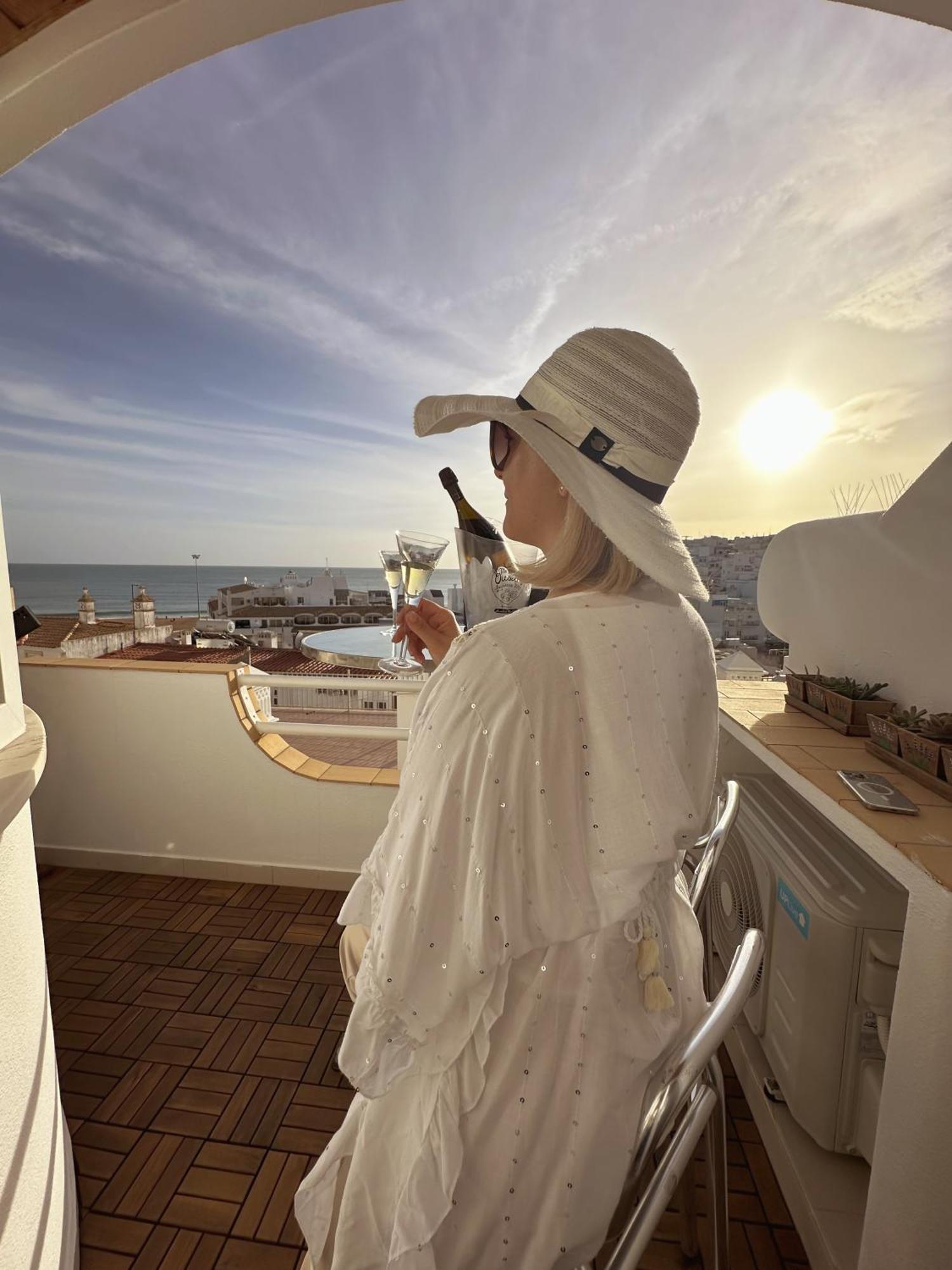 Deluxe Flat Sea View By Holidays *