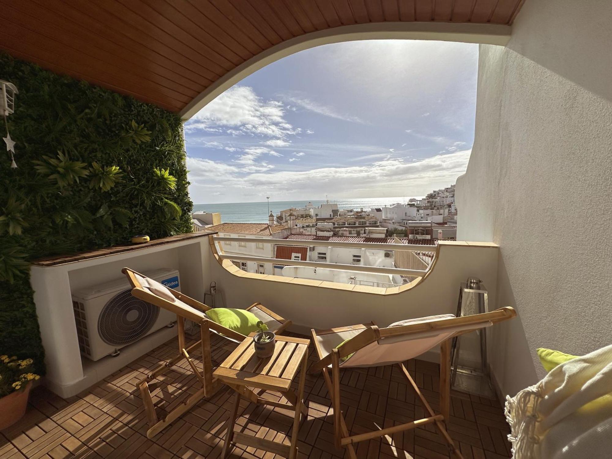 Apartment Deluxe Flat Sea View By Holidays *