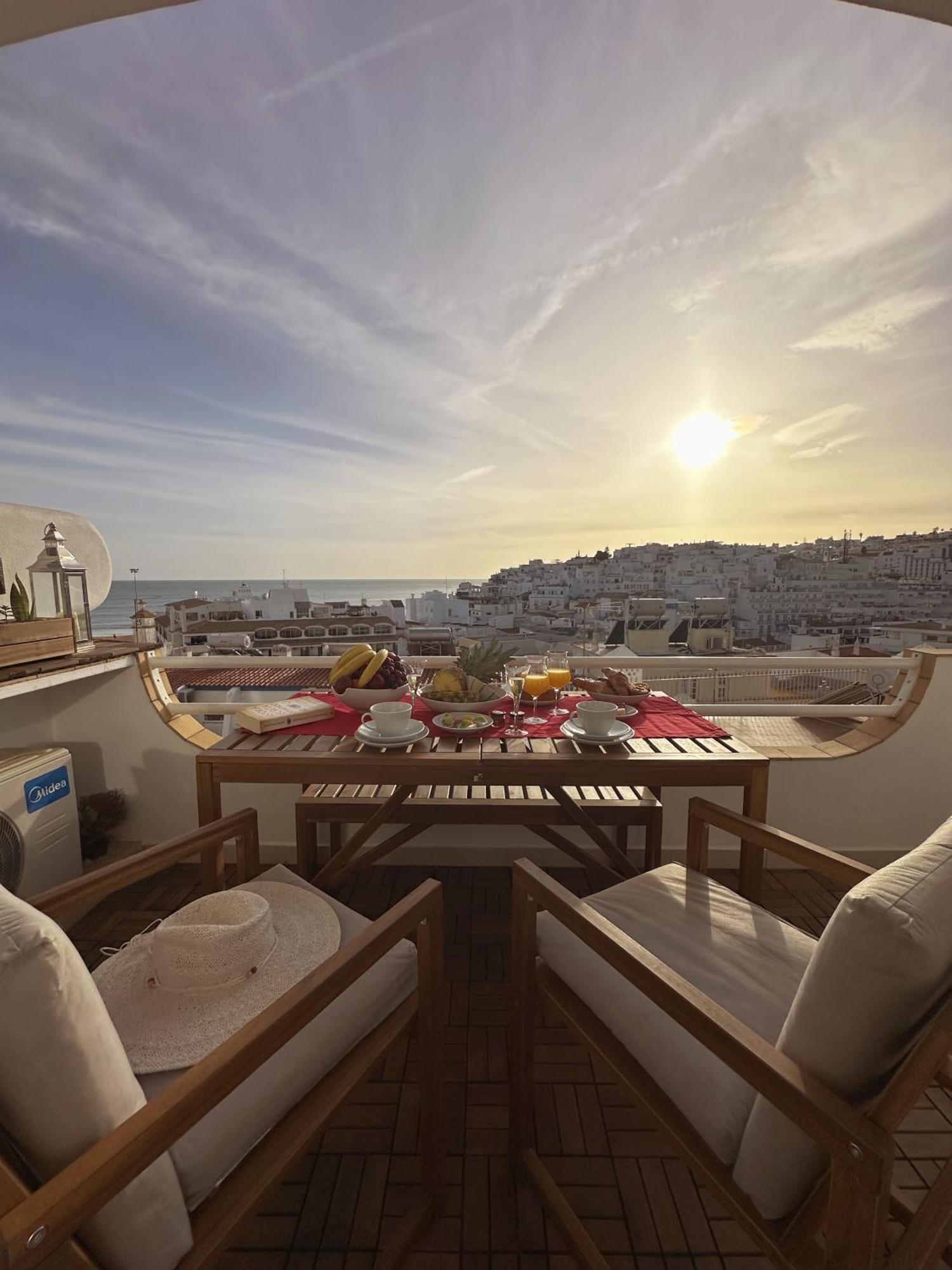 Deluxe Flat By Holidays Appartement *