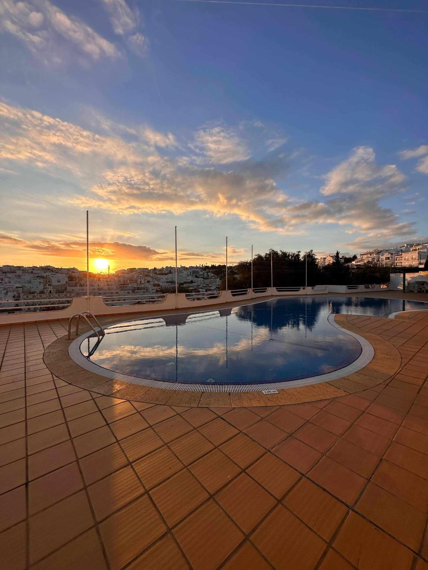 Deluxe Flat By Holidays Appartement