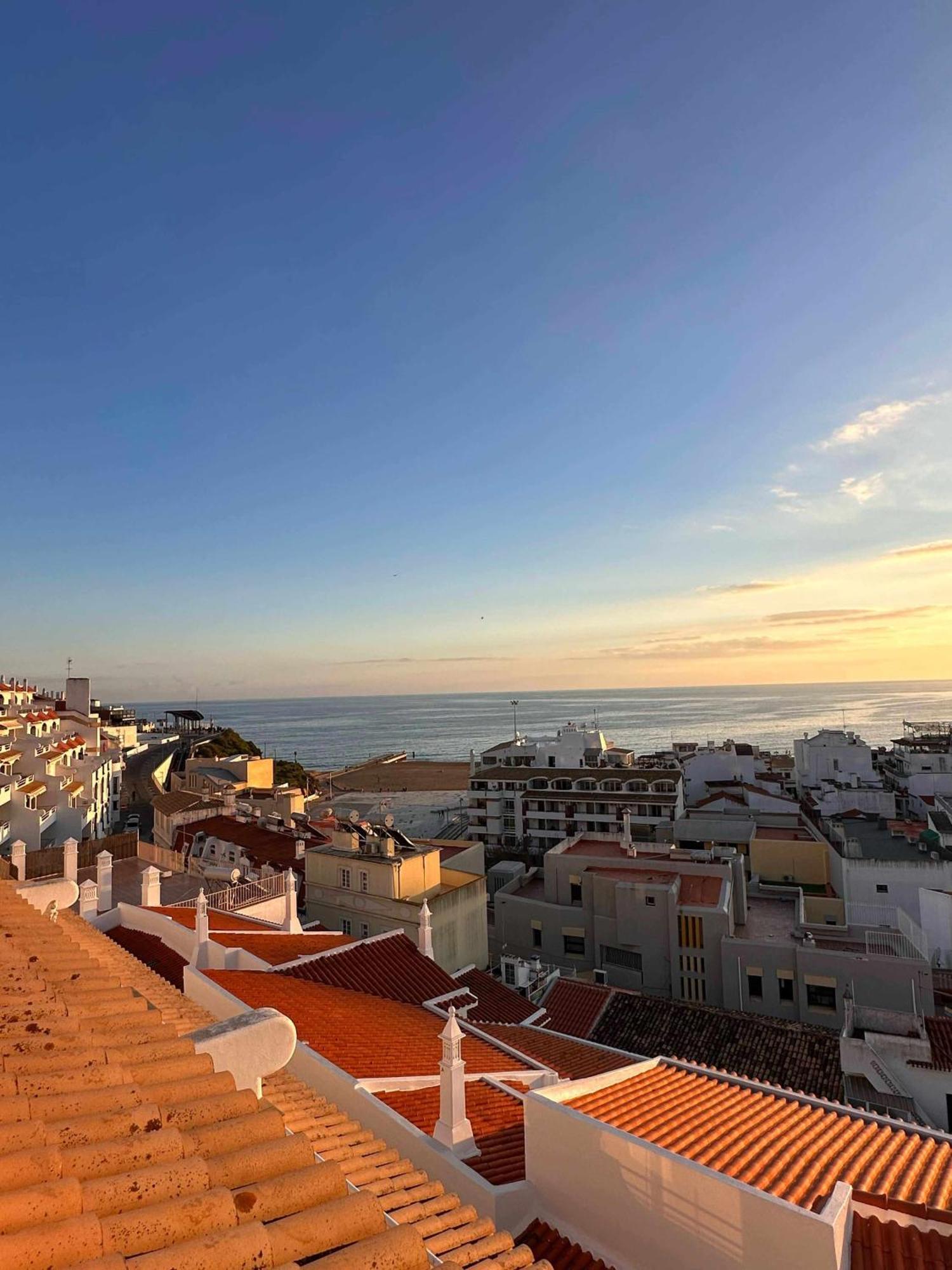 Deluxe Flat By Holidays Appartement